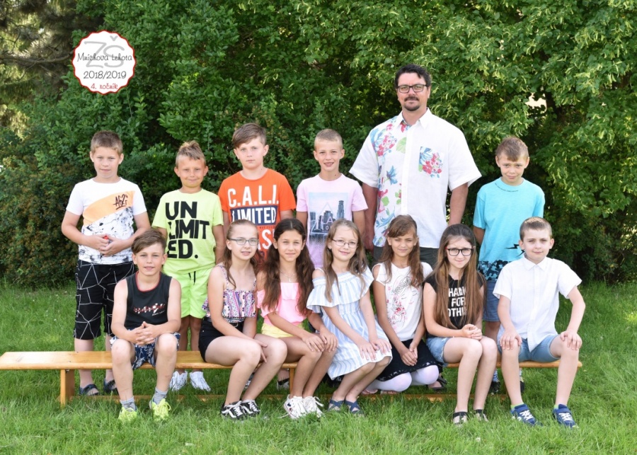 Fotografovanie školákov Soňa Kalabová PAMAS FOTO Fotografovanie školákov Soňa Kalabová PAMAS FOTO